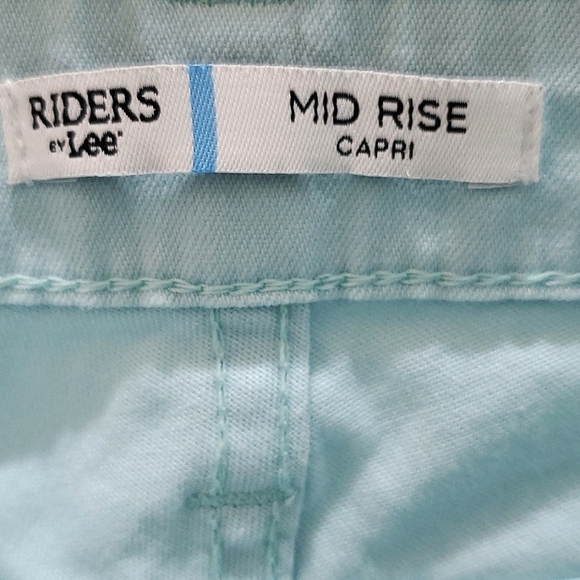 RIDERS by Lee Stretch Capris, Sz 18, Blue, Cotton/Spandex, NEW - Picture 4 of 11